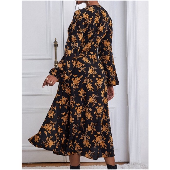 Bohemian Black Floral Print Slit Maxi Dress Cottagecore - Picture 3 of 4